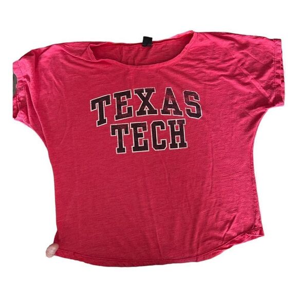 EUC - Woman’s Red Short Sleeve Texas Tech University To/Shirt - Size Medium - Picture 2 of 5